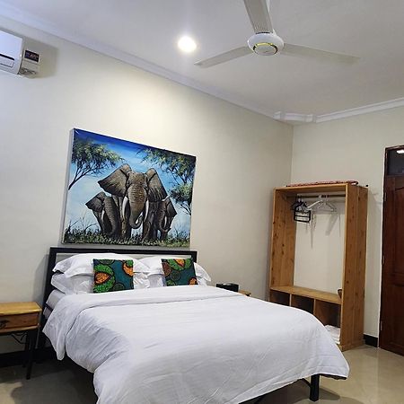 Nano'S Homes Dar es Salaam Eksteriør billede